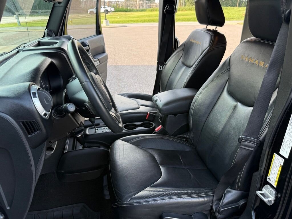2014 Jeep Wrangler Unlimited Unlimited Sahara - Photo 23 - Martin, TN 38237