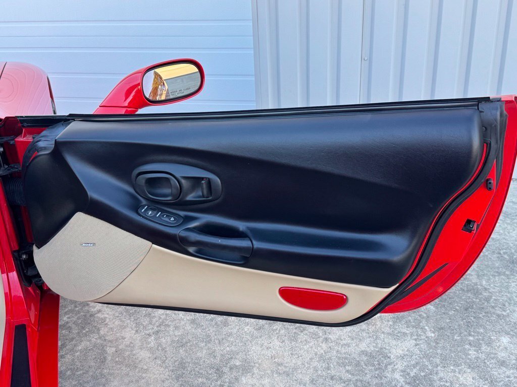 2000 Chevrolet Corvette   - Photo 38 - Martin, TN 38237