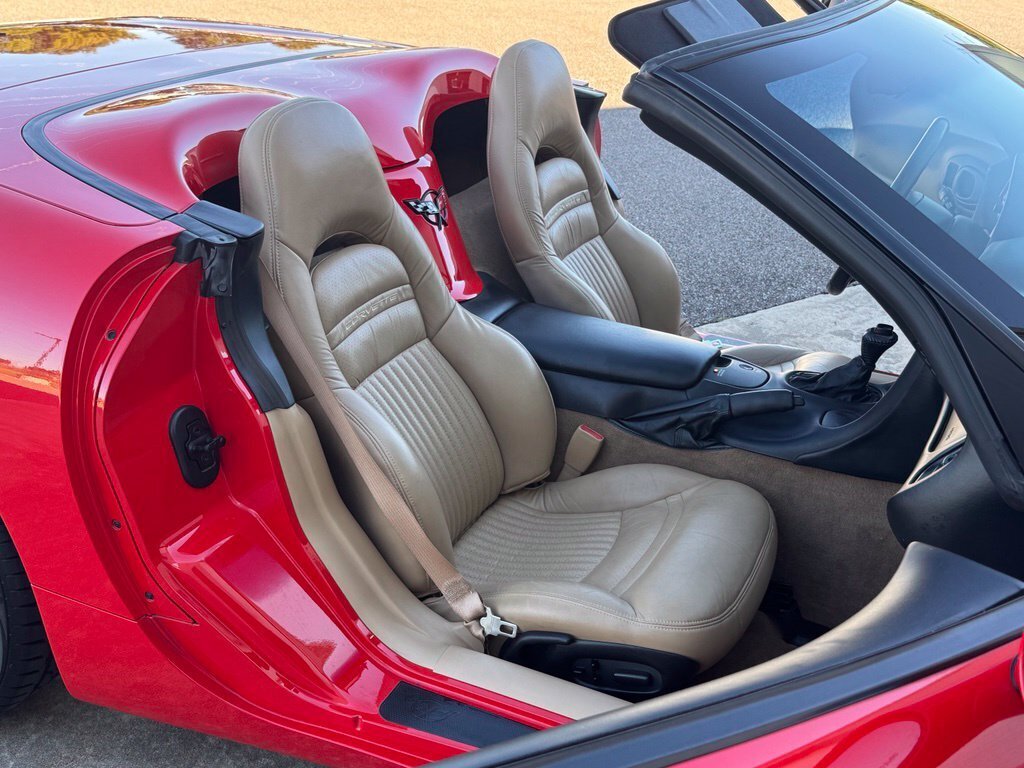 2000 Chevrolet Corvette   - Photo 37 - Martin, TN 38237