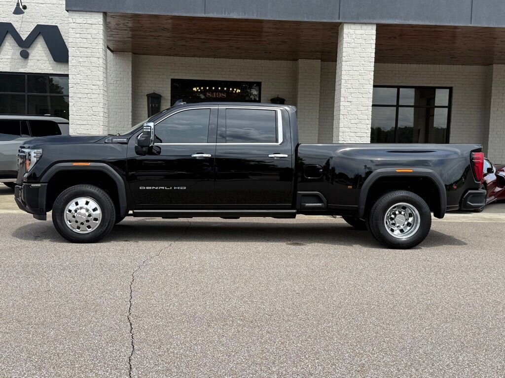 2024 GMC Sierra 3500HD Denali Ultimate   - Photo 5 - Martin, TN 38237