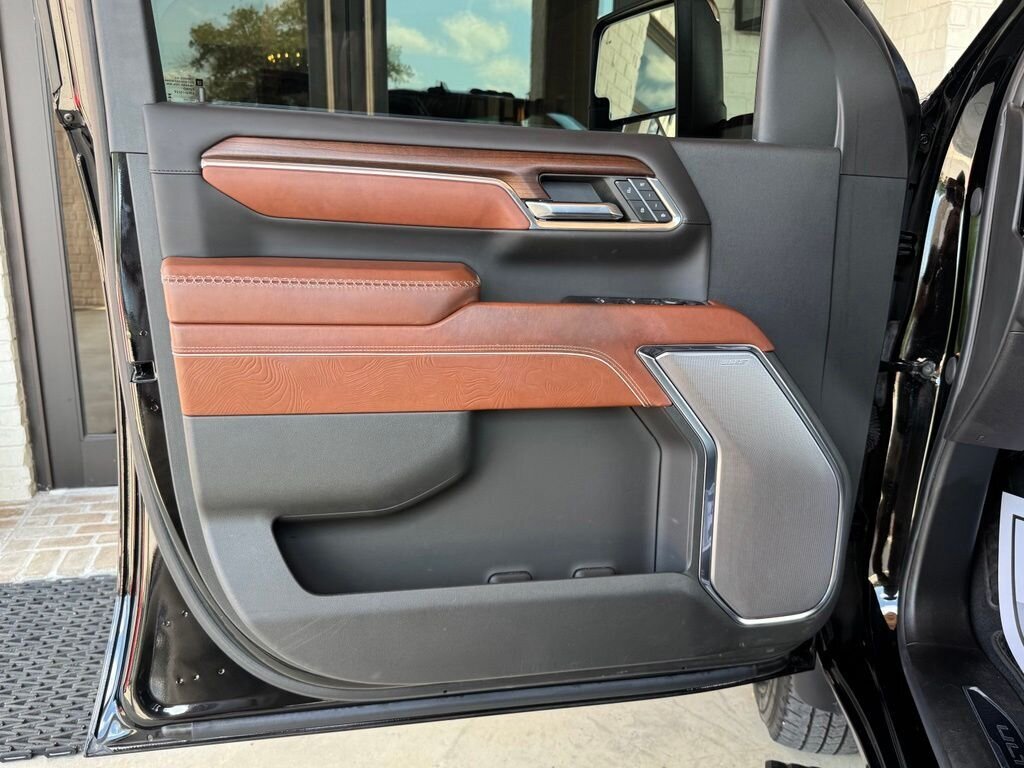 2024 GMC Sierra 3500HD Denali Ultimate   - Photo 36 - Martin, TN 38237