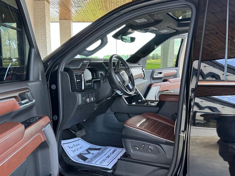 2024 GMC Sierra 3500HD Denali Ultimate   - Photo 2 - Martin, TN 38237