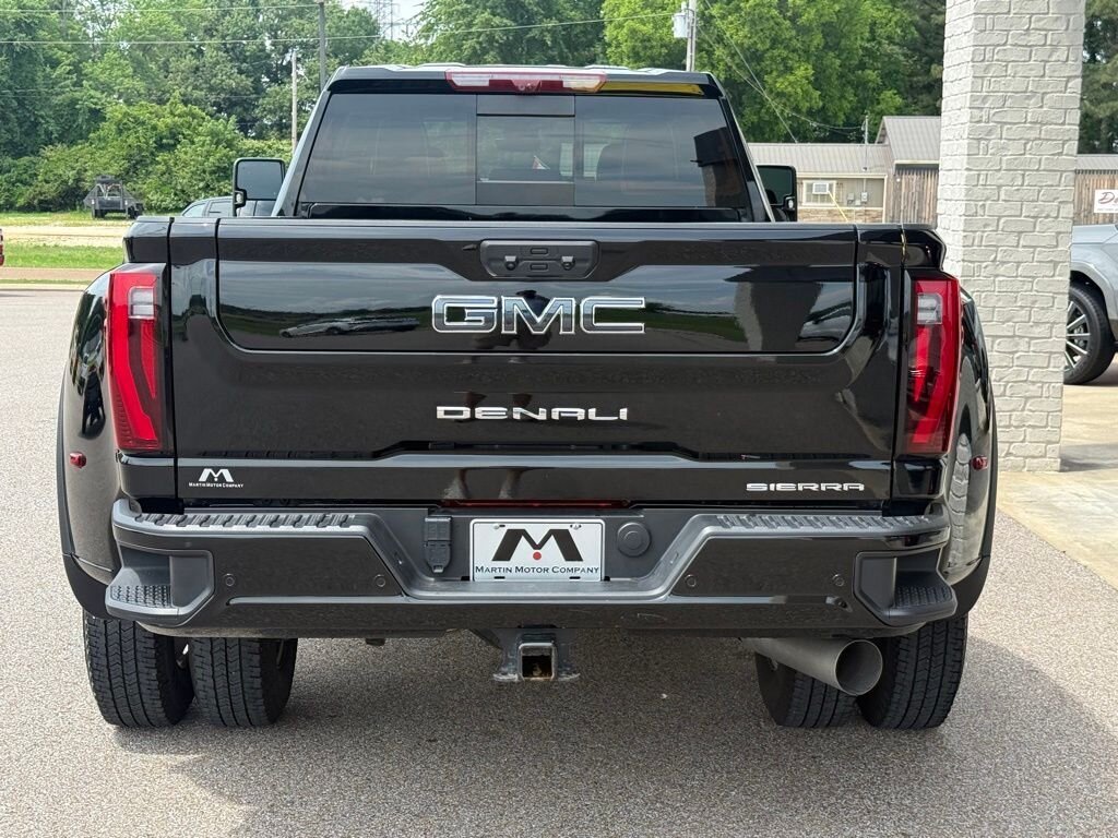 2024 GMC Sierra 3500HD Denali Ultimate   - Photo 10 - Martin, TN 38237