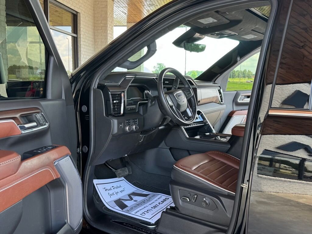2024 GMC Sierra 3500HD Denali Ultimate   - Photo 21 - Martin, TN 38237