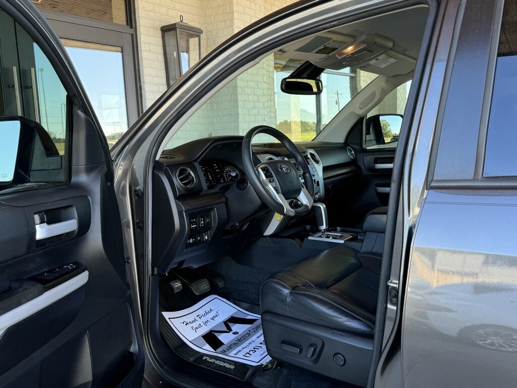 2020 Toyota Tundra SR5   - Photo 23 - Martin, TN 38237