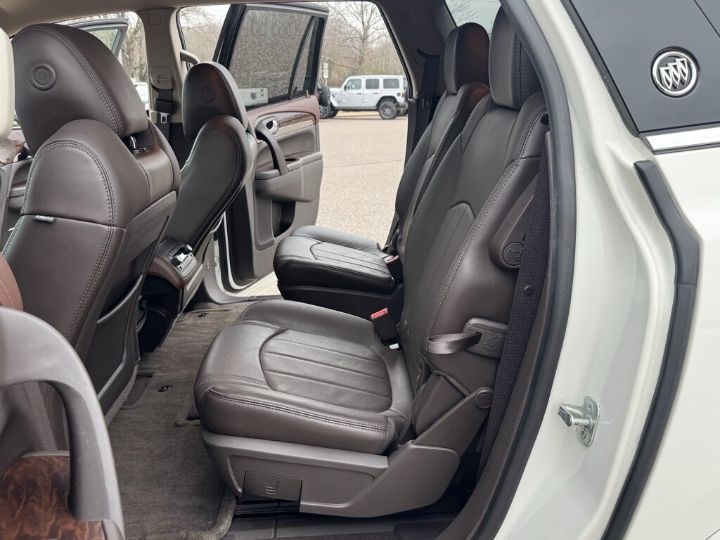 2014 Buick Enclave Leather Group - Photo 35 - Martin, TN 38237