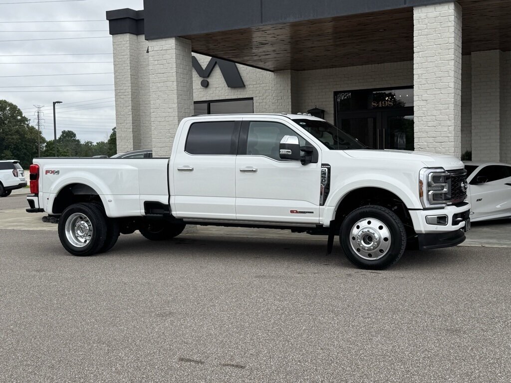 2024 Ford F-450 Super Duty Platinum DRW - Photo 19 - Martin, TN 38237