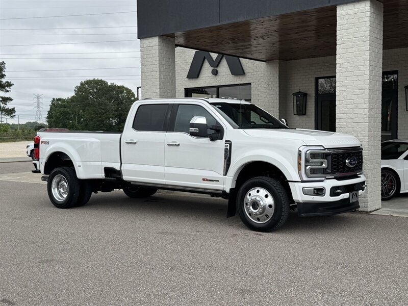 2024 Ford F-450 Super Duty Platinum DRW - Photo 1 - Martin, TN 38237