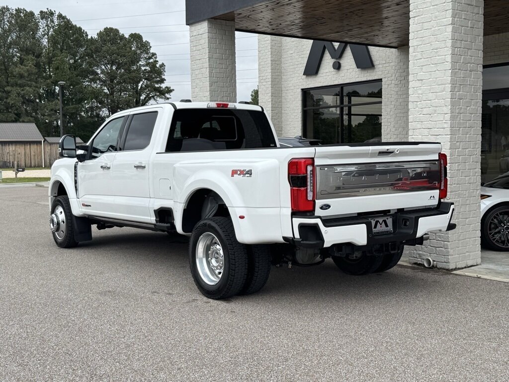 2024 Ford F-450 Super Duty Platinum DRW - Photo 11 - Martin, TN 38237