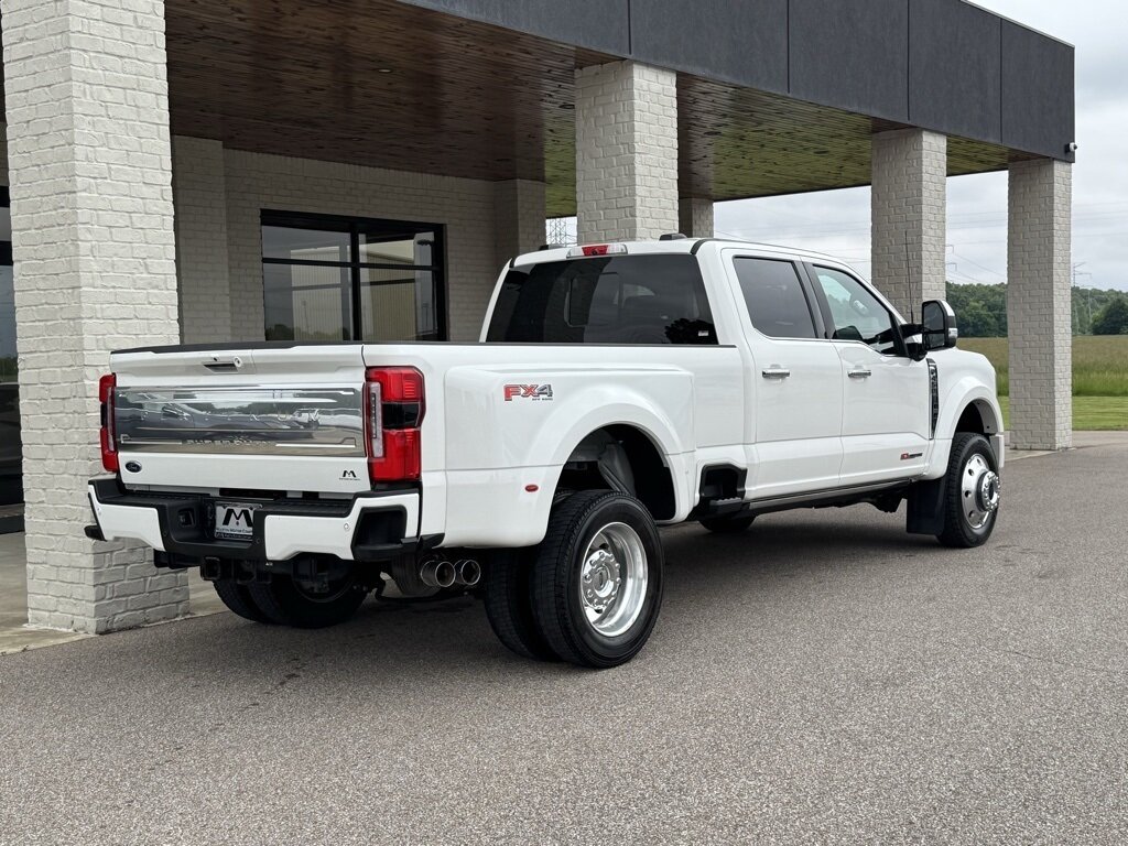 2024 Ford F-450 Super Duty Platinum DRW - Photo 13 - Martin, TN 38237