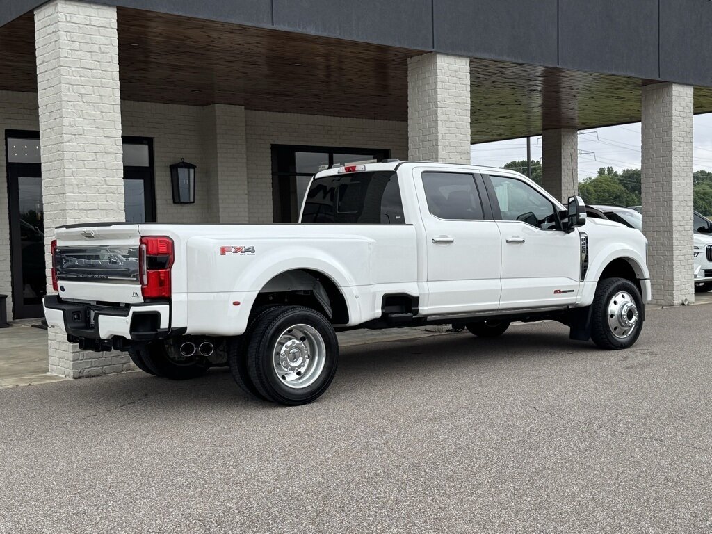 2024 Ford F-450 Super Duty Platinum DRW - Photo 14 - Martin, TN 38237
