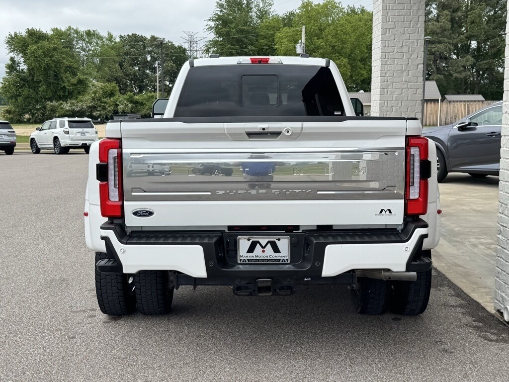 2024 Ford F-450 Super Duty Platinum DRW - Photo 12 - Martin, TN 38237
