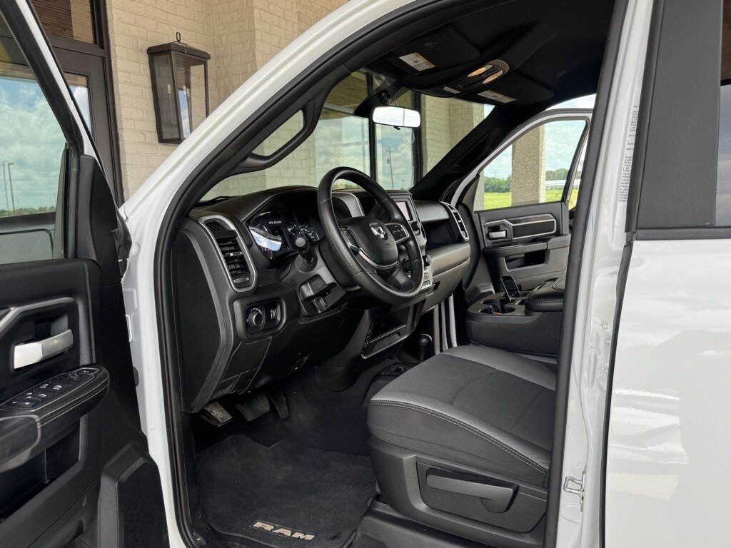 2024 RAM 3500 SLT - Photo 23 - Martin, TN 38237