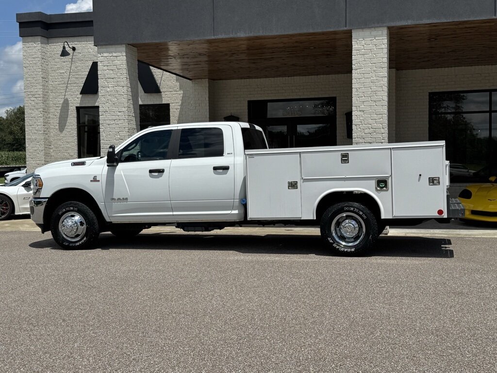 2024 RAM 3500 SLT - Photo 8 - Martin, TN 38237