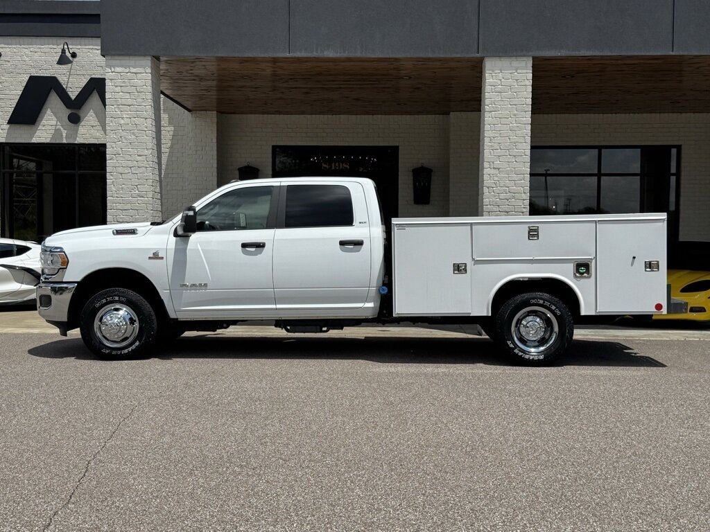 2024 RAM 3500 SLT - Photo 7 - Martin, TN 38237