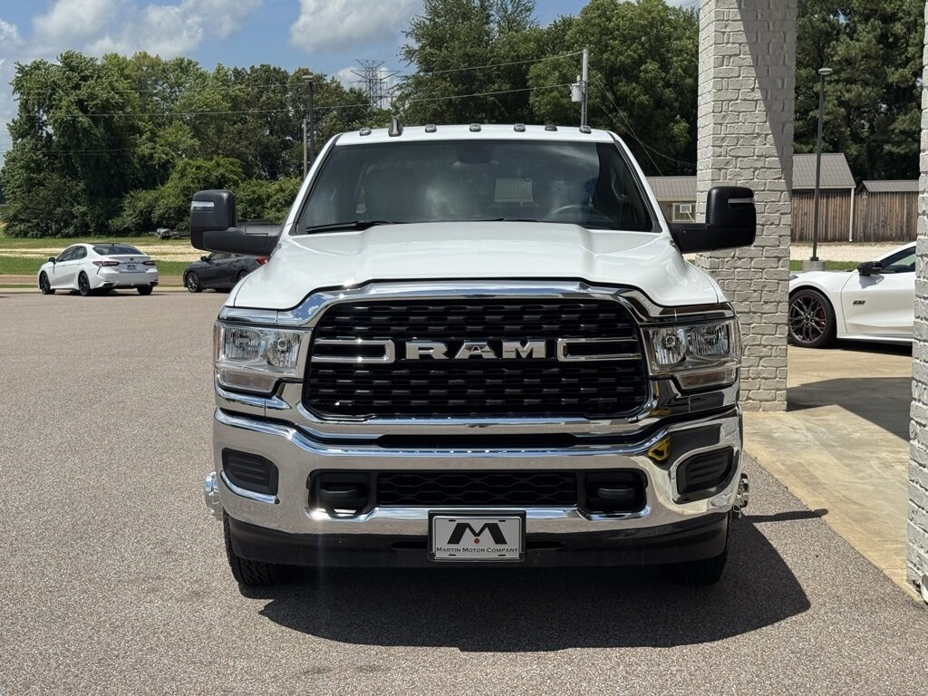 2024 RAM 3500 SLT - Photo 22 - Martin, TN 38237