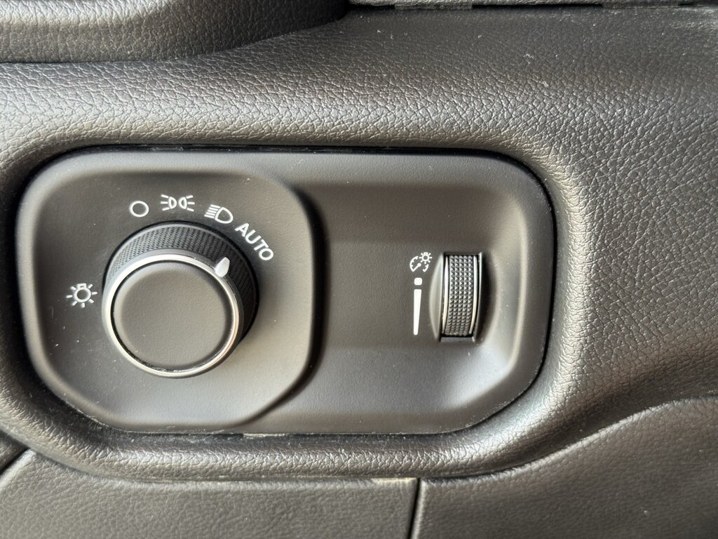 2024 RAM 3500 SLT - Photo 32 - Martin, TN 38237