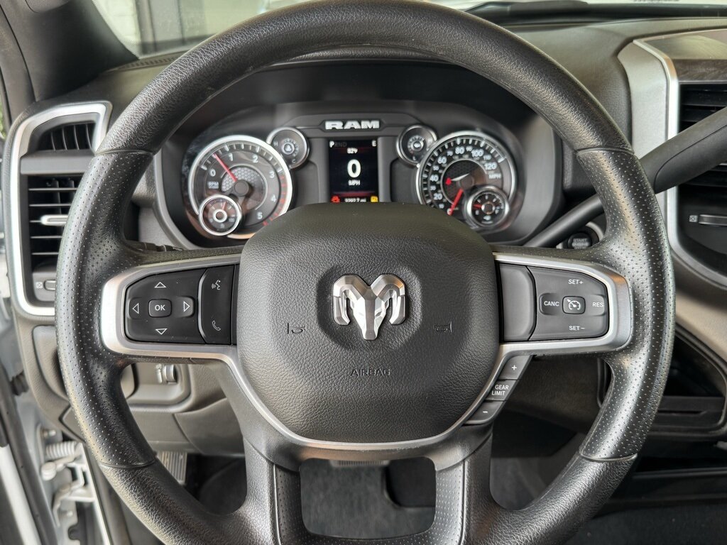 2024 RAM 3500 SLT - Photo 25 - Martin, TN 38237