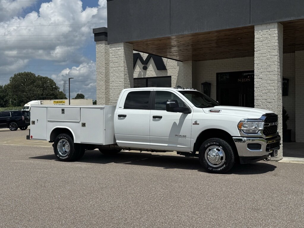 2024 RAM 3500 SLT - Photo 20 - Martin, TN 38237