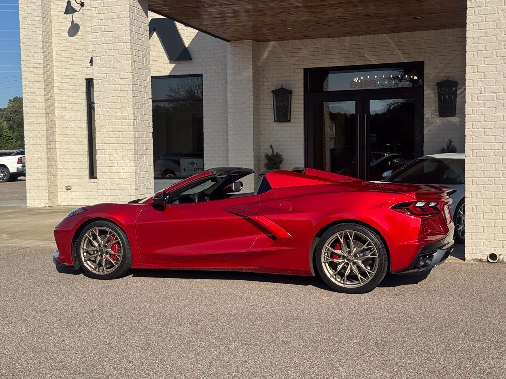 2024 Chevrolet Corvette Stingray 2LT Convertible - Photo 15 - Martin, TN 38237