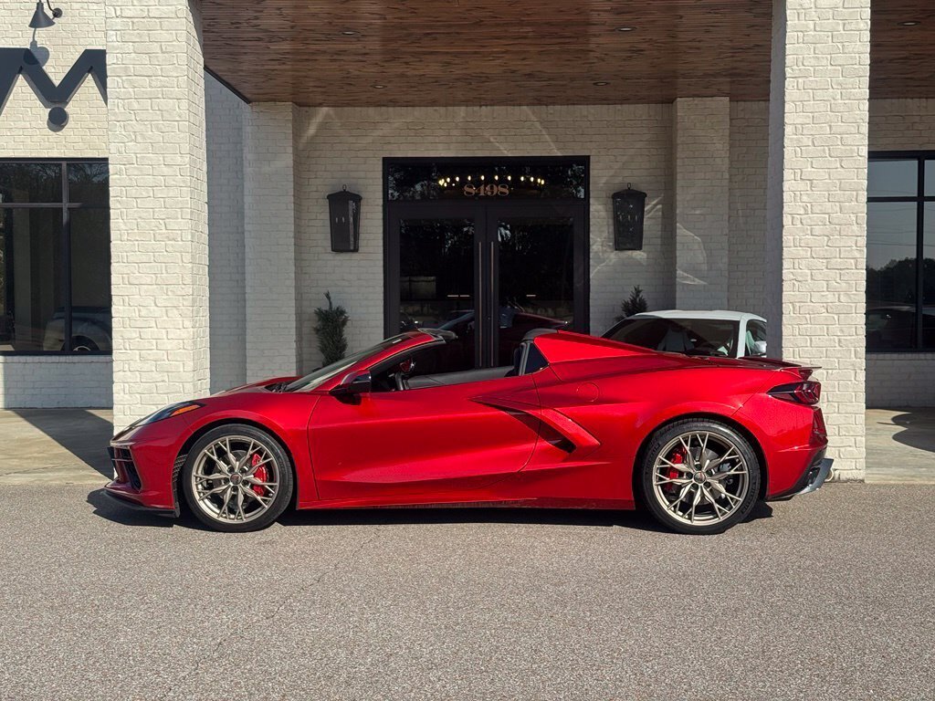 2024 Chevrolet Corvette Stingray 2LT Convertible - Photo 14 - Martin, TN 38237