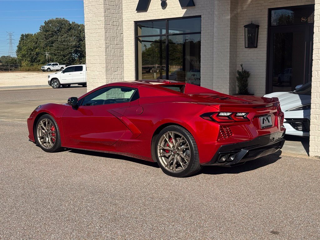 2024 Chevrolet Corvette Stingray 2LT - Photo 8 - Martin, TN 38237