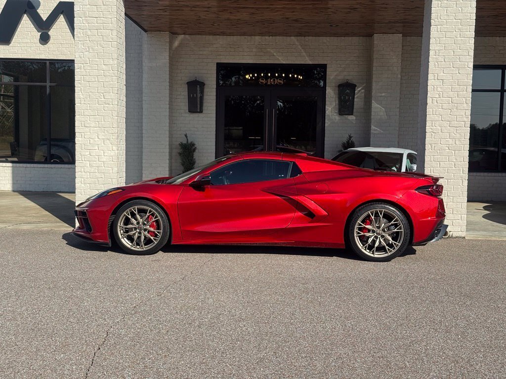 2024 Chevrolet Corvette Stingray 2LT Convertible - Photo 6 - Martin, TN 38237