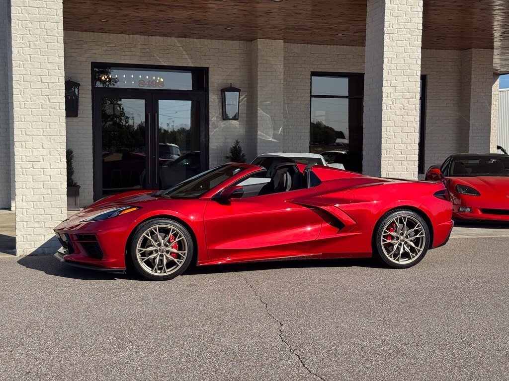 2024 Chevrolet Corvette Stingray 2LT Convertible - Photo 21 - Martin, TN 38237