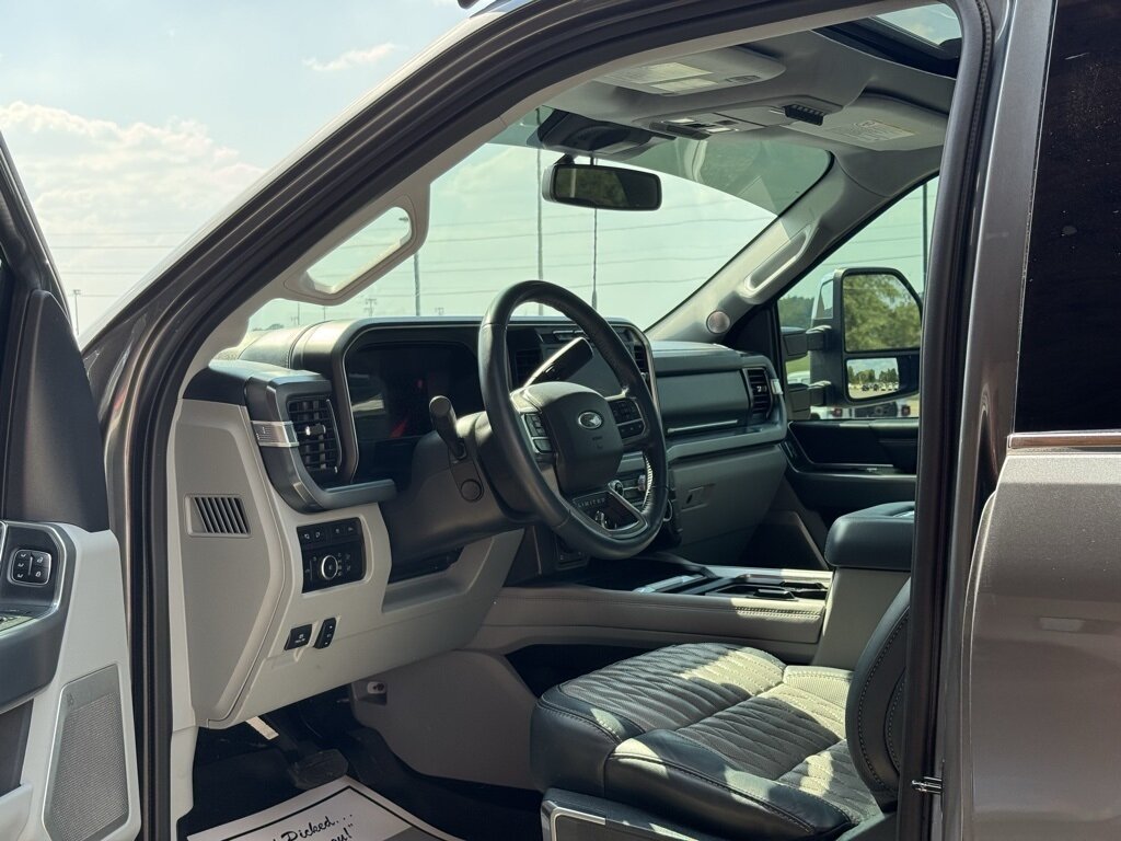 2024 Ford F-250 Super Duty Limited - Photo 79 - Martin, TN 38237