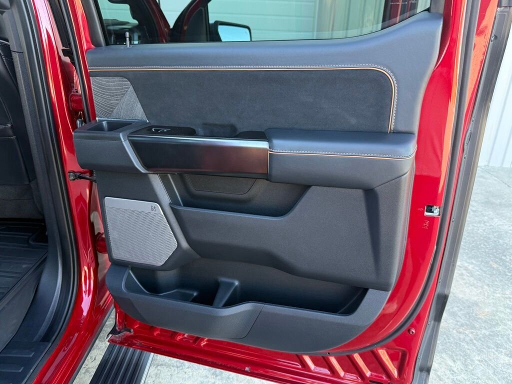 2022 Ford F-150 Platinum   - Photo 35 - Martin, TN 38237