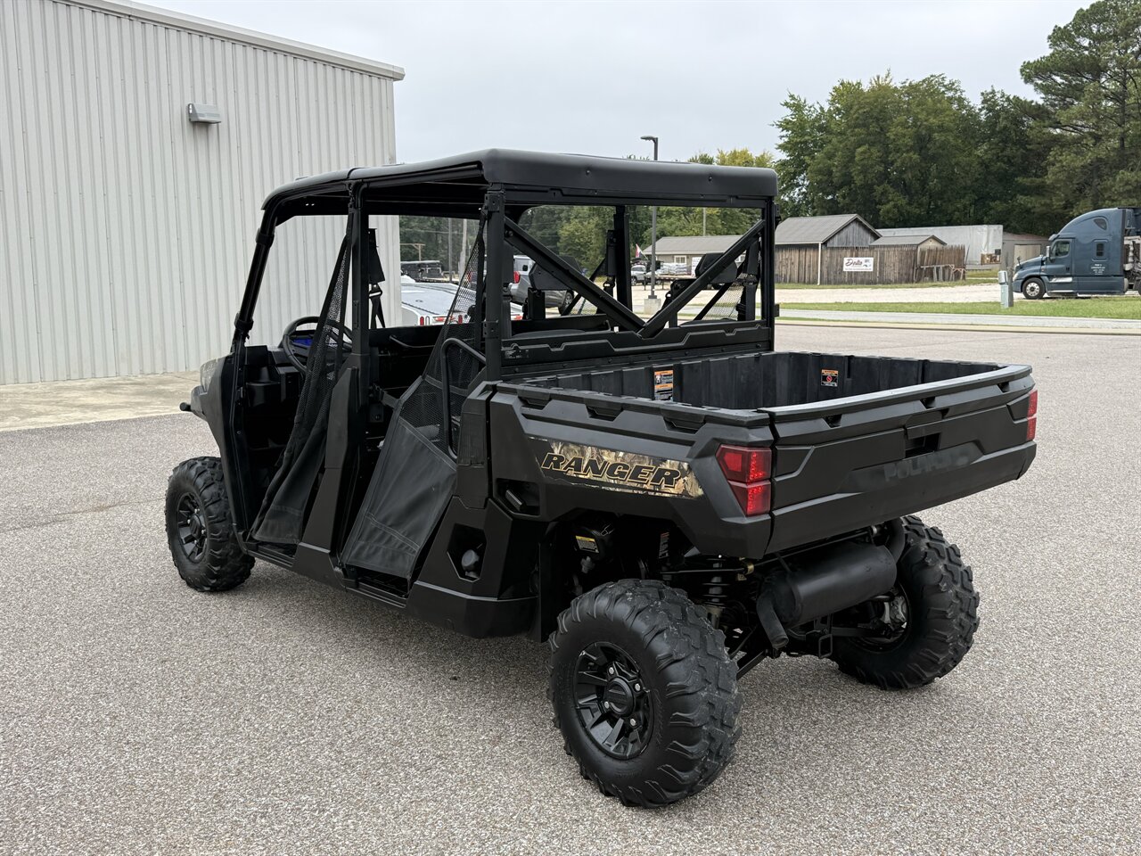 2021 Polaris Premium - Photo 5 - Martin, TN 38237