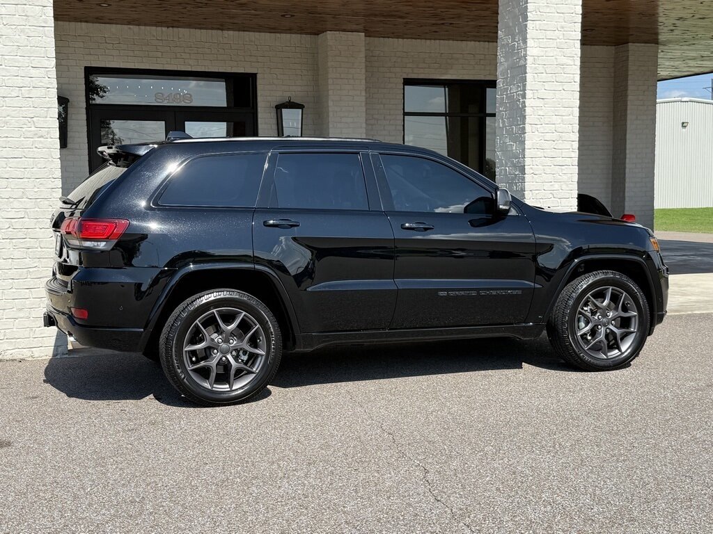 2021 Jeep Grand Cherokee 80th Anniversary Edition   - Photo 11 - Martin, TN 38237