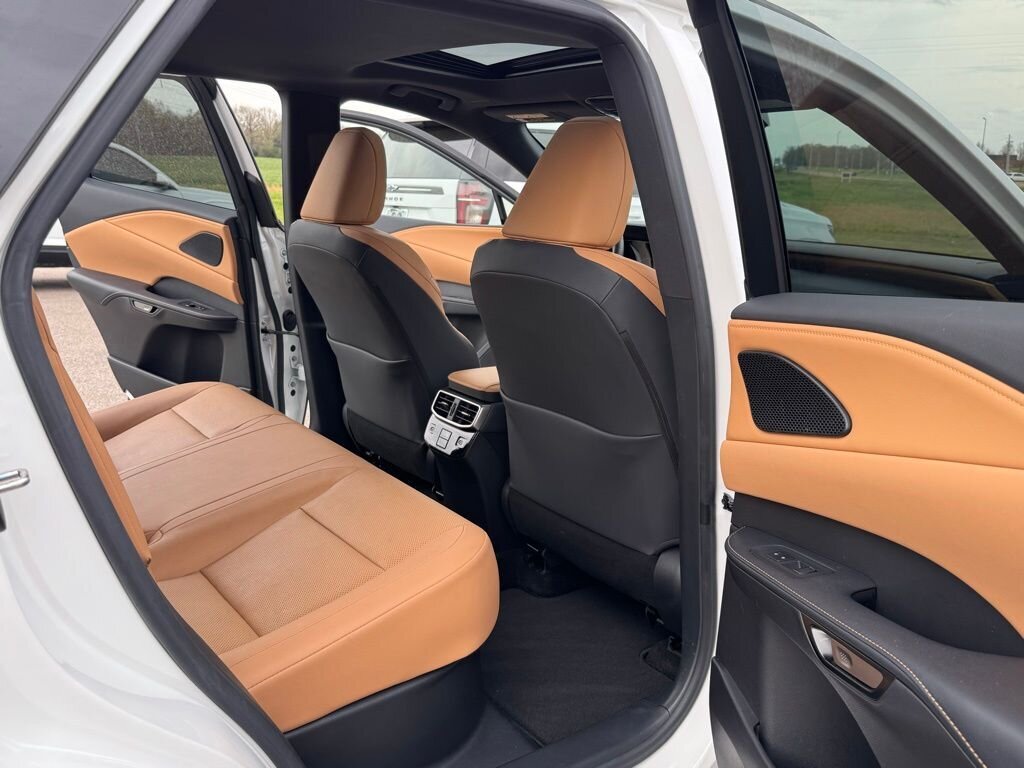 2023 Lexus RX 350 350 Premium - Photo 36 - Martin, TN 38237