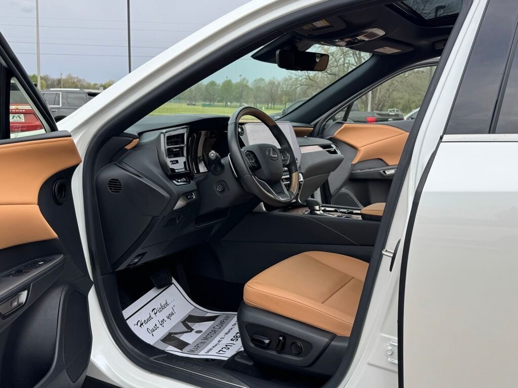 2023 Lexus RX 350 350 Premium - Photo 19 - Martin, TN 38237
