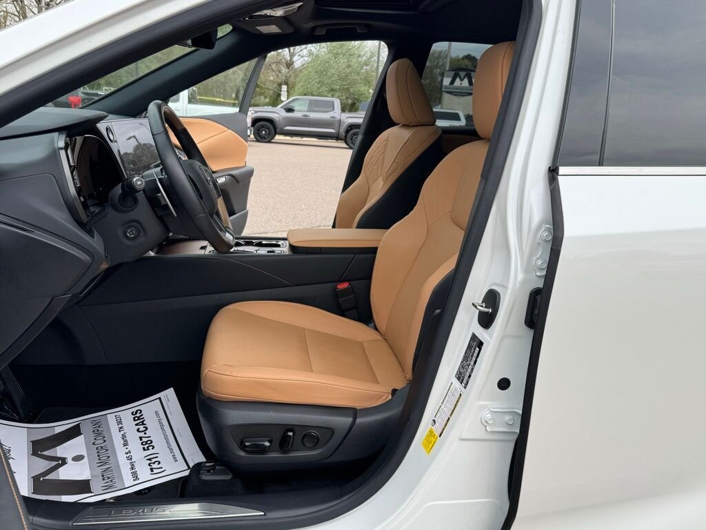 2023 Lexus RX 350 350 Premium - Photo 30 - Martin, TN 38237