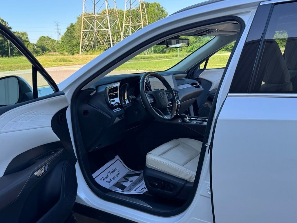 2023 Lexus RX 350 350 Luxury   - Photo 19 - Martin, TN 38237