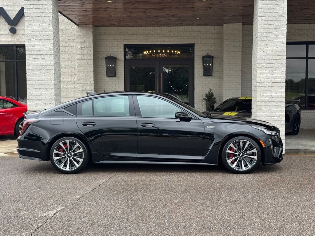 2022 Cadillac CT5-V SERIES BLACKWING   - Photo 15 - Martin, TN 38237