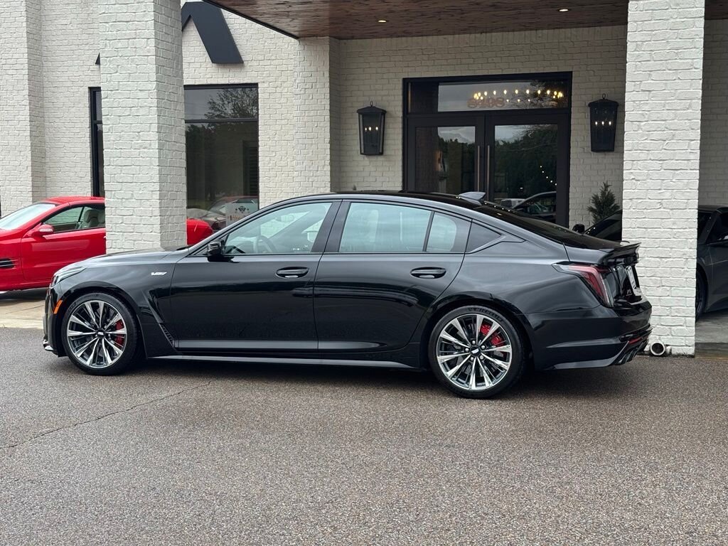 2022 Cadillac CT5-V SERIES BLACKWING   - Photo 8 - Martin, TN 38237