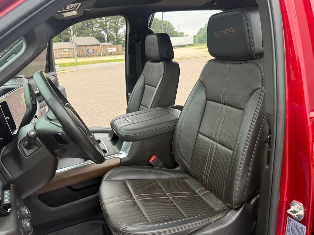 2025 Chevrolet Silverado 3500 High Country - Photo 34 - Martin, TN 38237