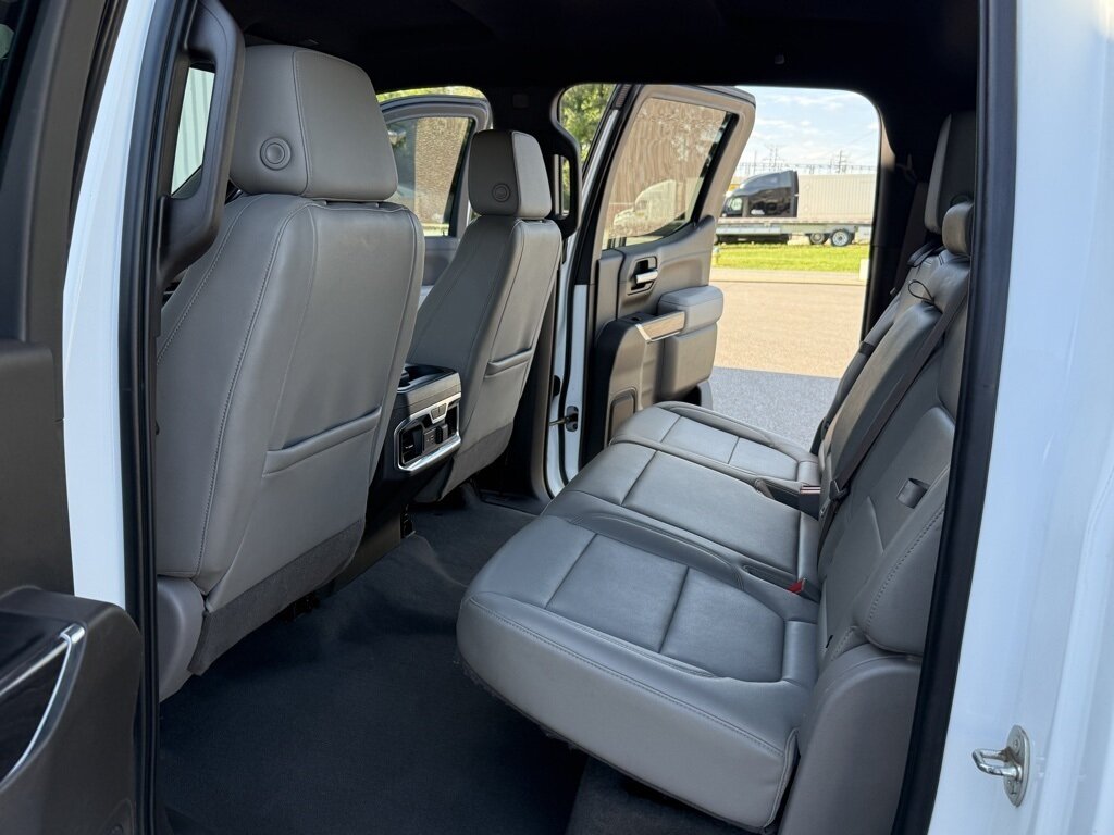 2020 Chevrolet Silverado 1500 LTZ - Photo 26 - Martin, TN 38237