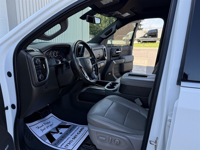 2020 Chevrolet Silverado 1500 LTZ - Photo 2 - Martin, TN 38237