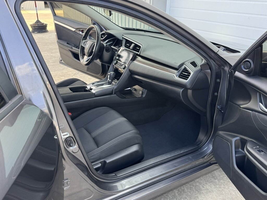 2019 Honda Civic EX - Photo 35 - Martin, TN 38237