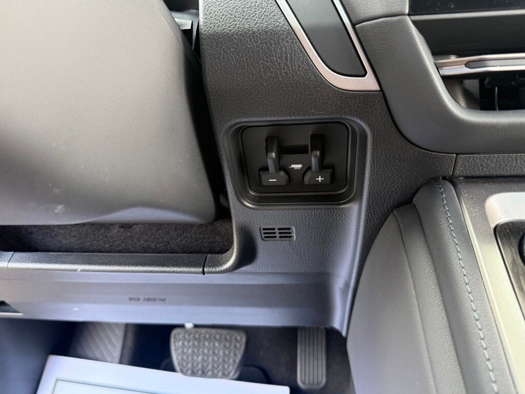 2025 Lexus GX 550 Premium - Photo 28 - Martin, TN 38237