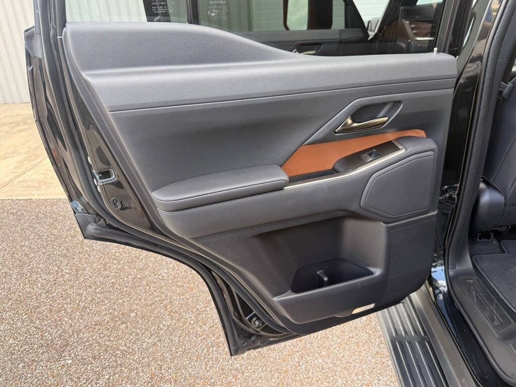 2025 Lexus GX 550 Premium - Photo 35 - Martin, TN 38237