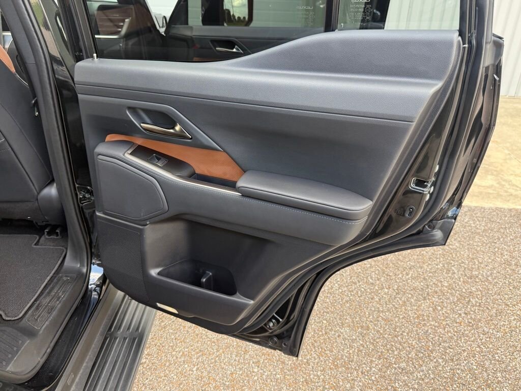 2025 Lexus GX 550 Premium - Photo 39 - Martin, TN 38237