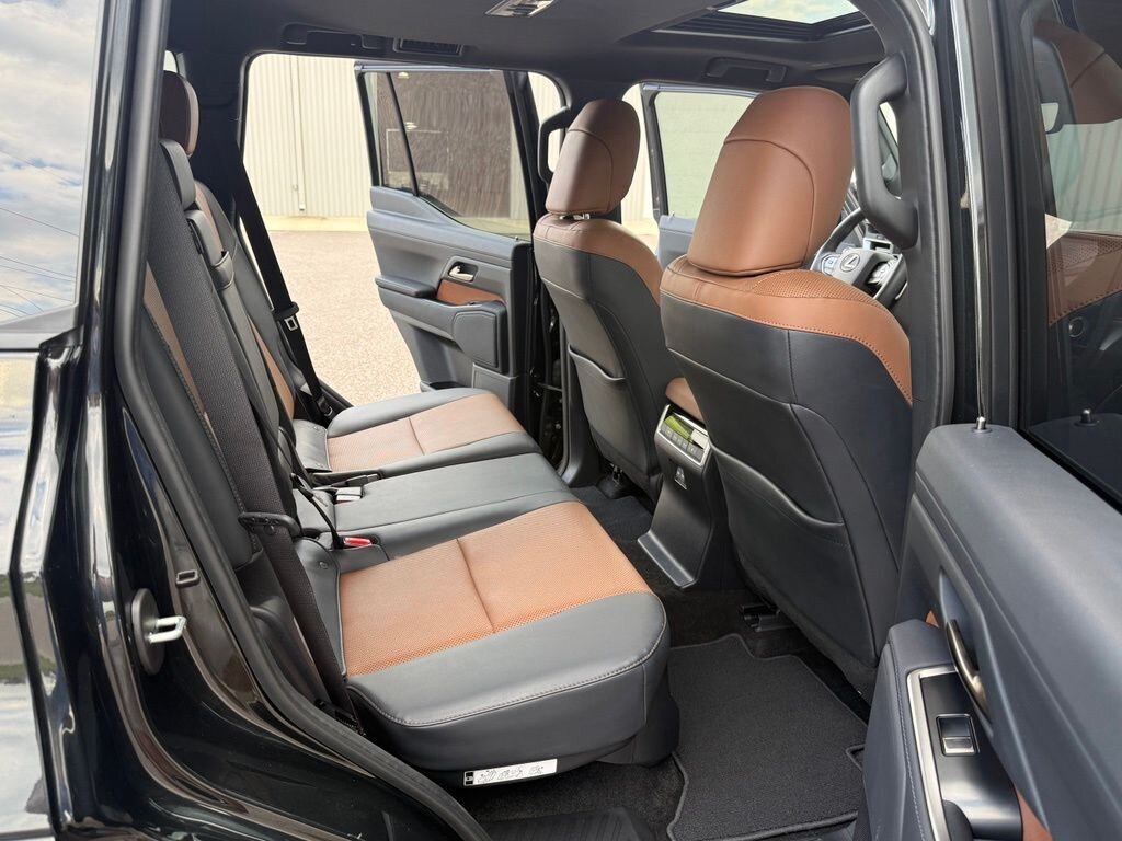 2025 Lexus GX 550 Premium - Photo 37 - Martin, TN 38237