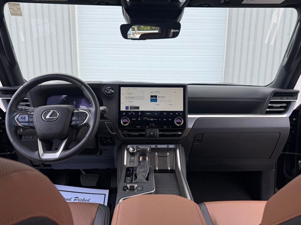 2025 Lexus GX 550 Premium - Photo 21 - Martin, TN 38237