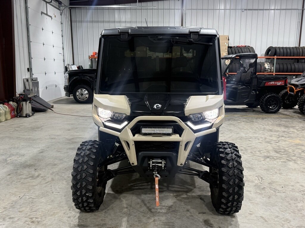2024 Can-Am Defender MAX LIMITED   - Photo 26 - Martin, TN 38237