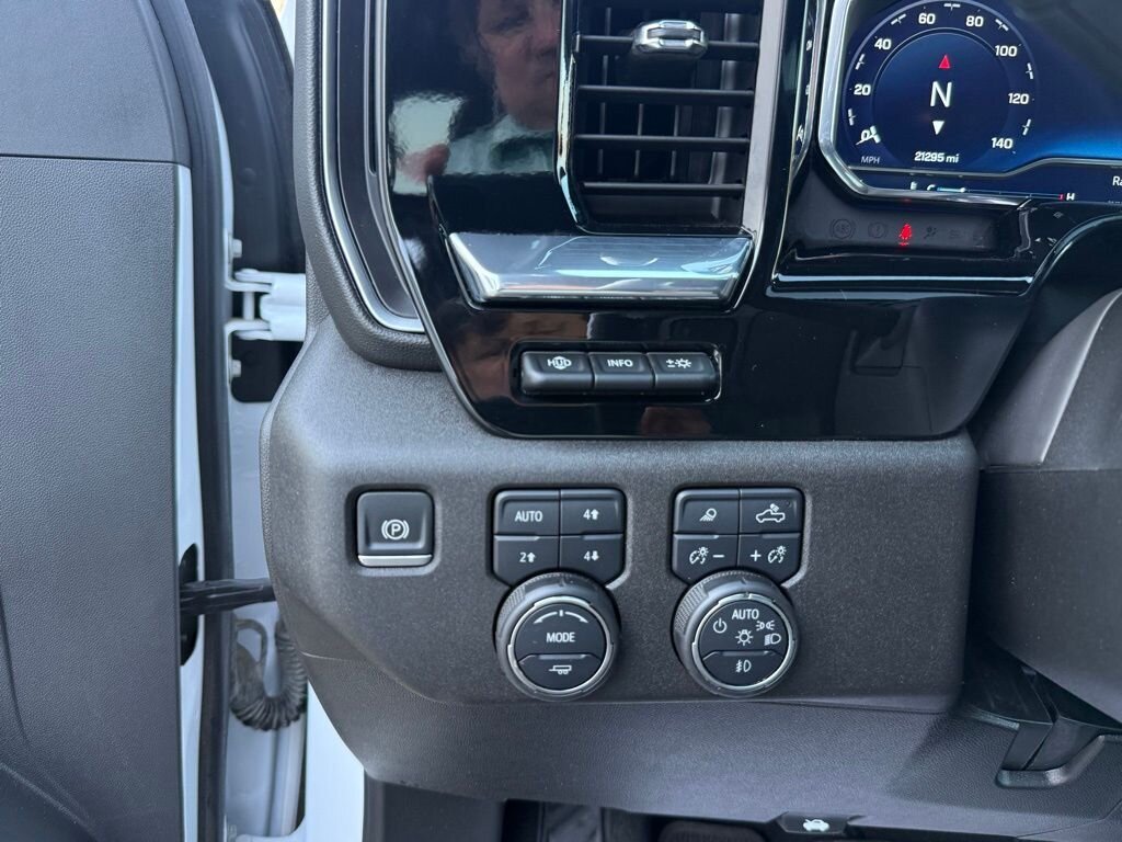 2024 Chevrolet Silverado 2500HD High Country   - Photo 51 - Martin, TN 38237