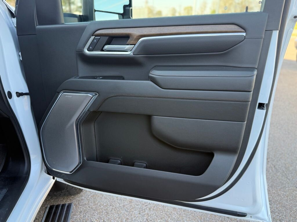 2024 Chevrolet Silverado 2500HD High Country   - Photo 68 - Martin, TN 38237